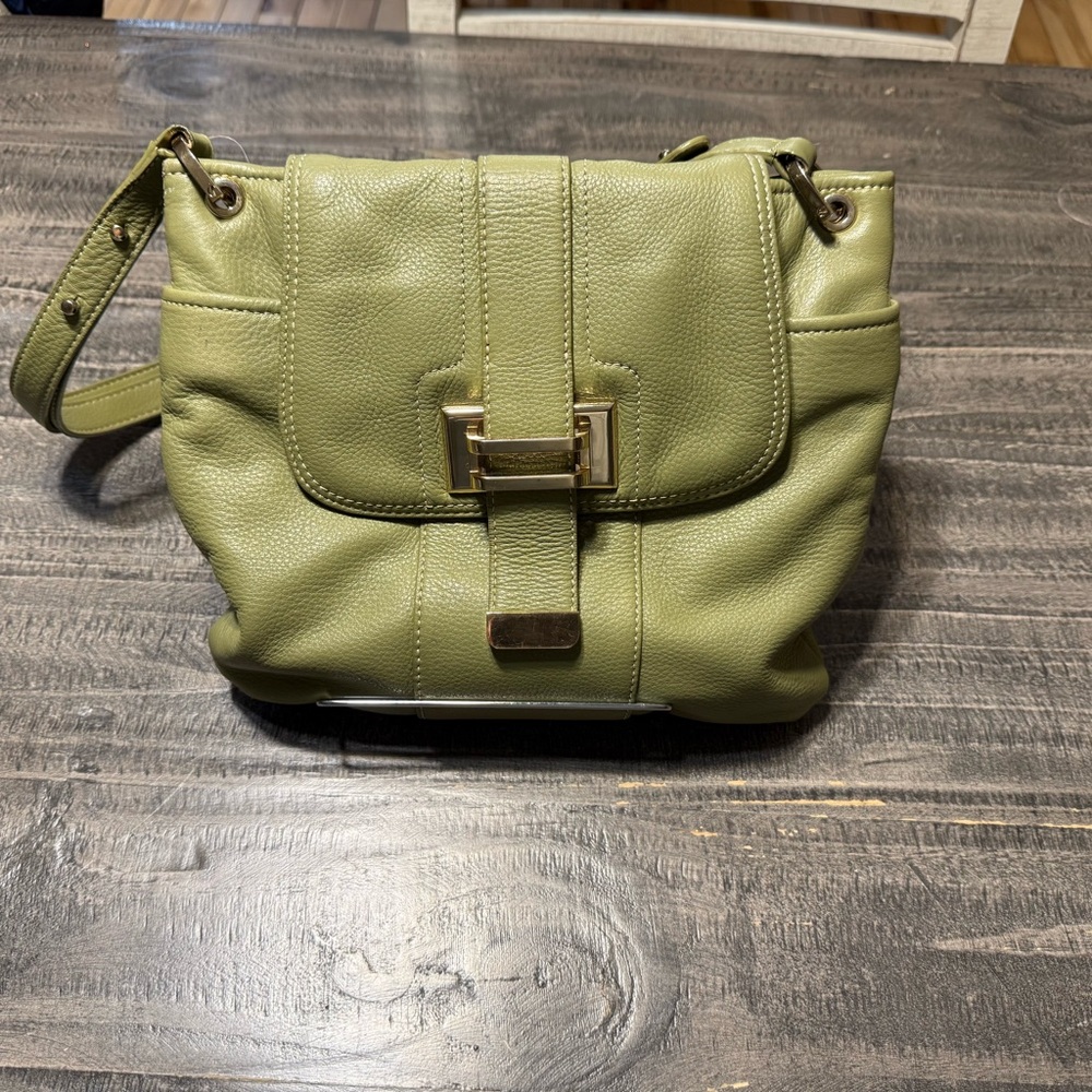 Liz Claiborne Green Pebbled Leather Shoulder Bag adjustable strap for cross body